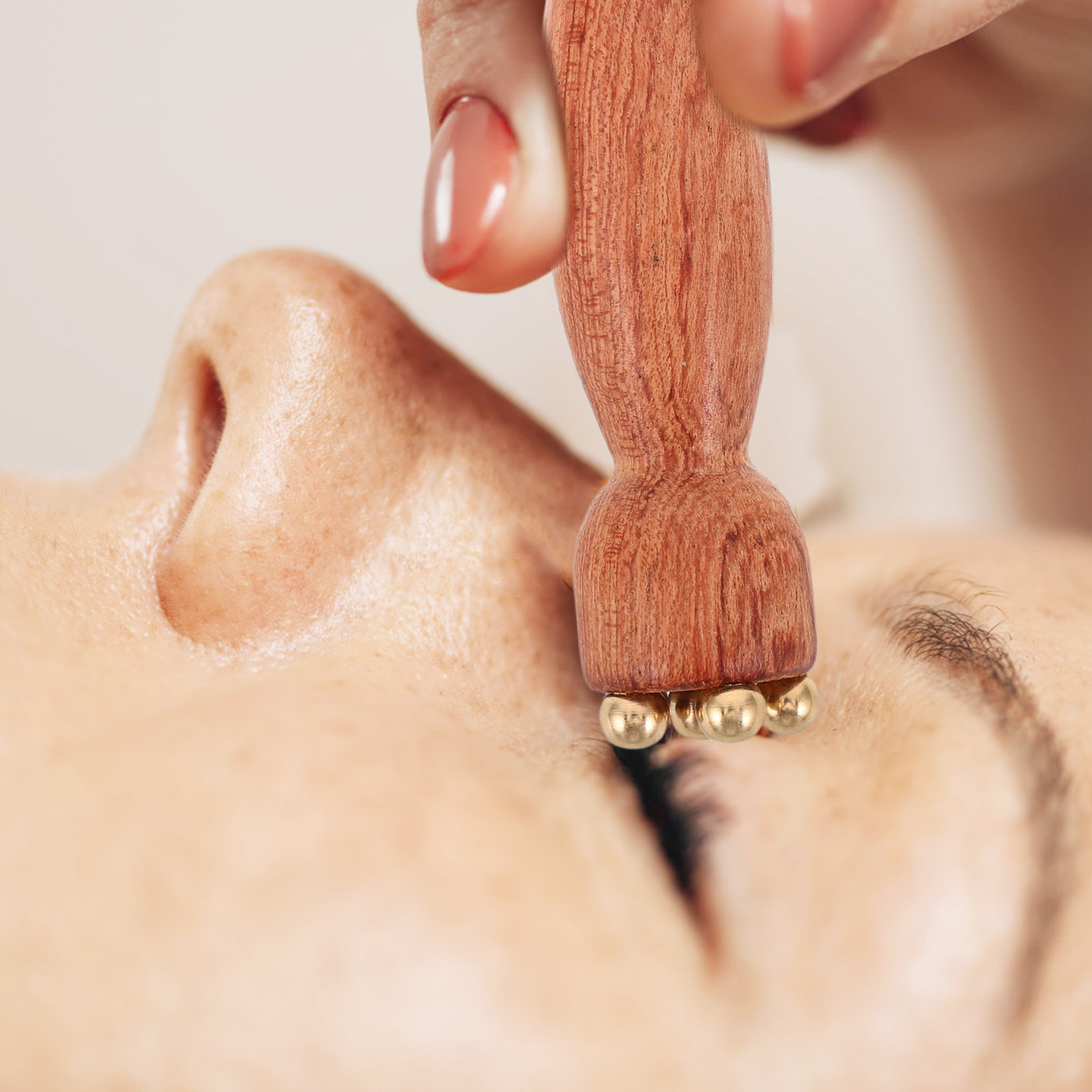 أداة تدليك العين الخشبية مع خر - مراجعة Spa Massager وسعره