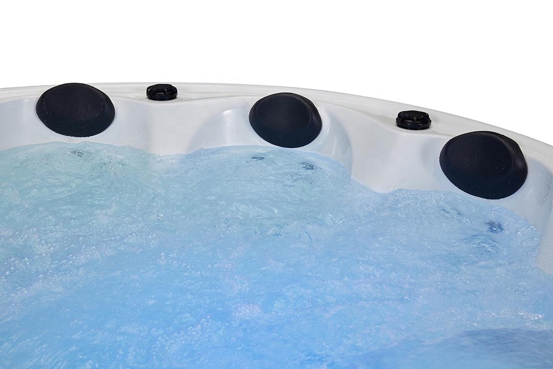 حوض استحمام للتدليك للكبار، حو - مراجعة Hot Tub وسعره