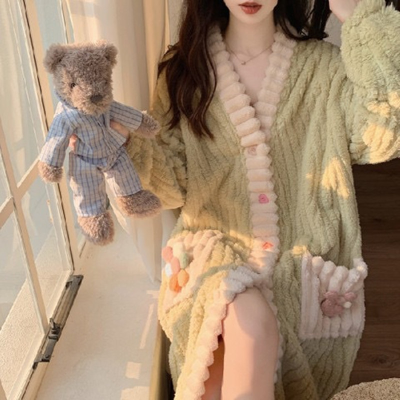 المرأة مبطن سميكة الدافئة رداء - مراجعة Bathrobe وسعره